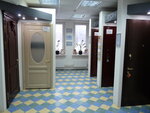 Dvernoy mir (Geroyev Panfilovtsev Street, 3), doors