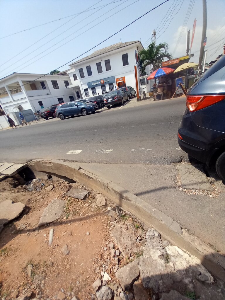 Bank Fidelity Bank, Accra, photo