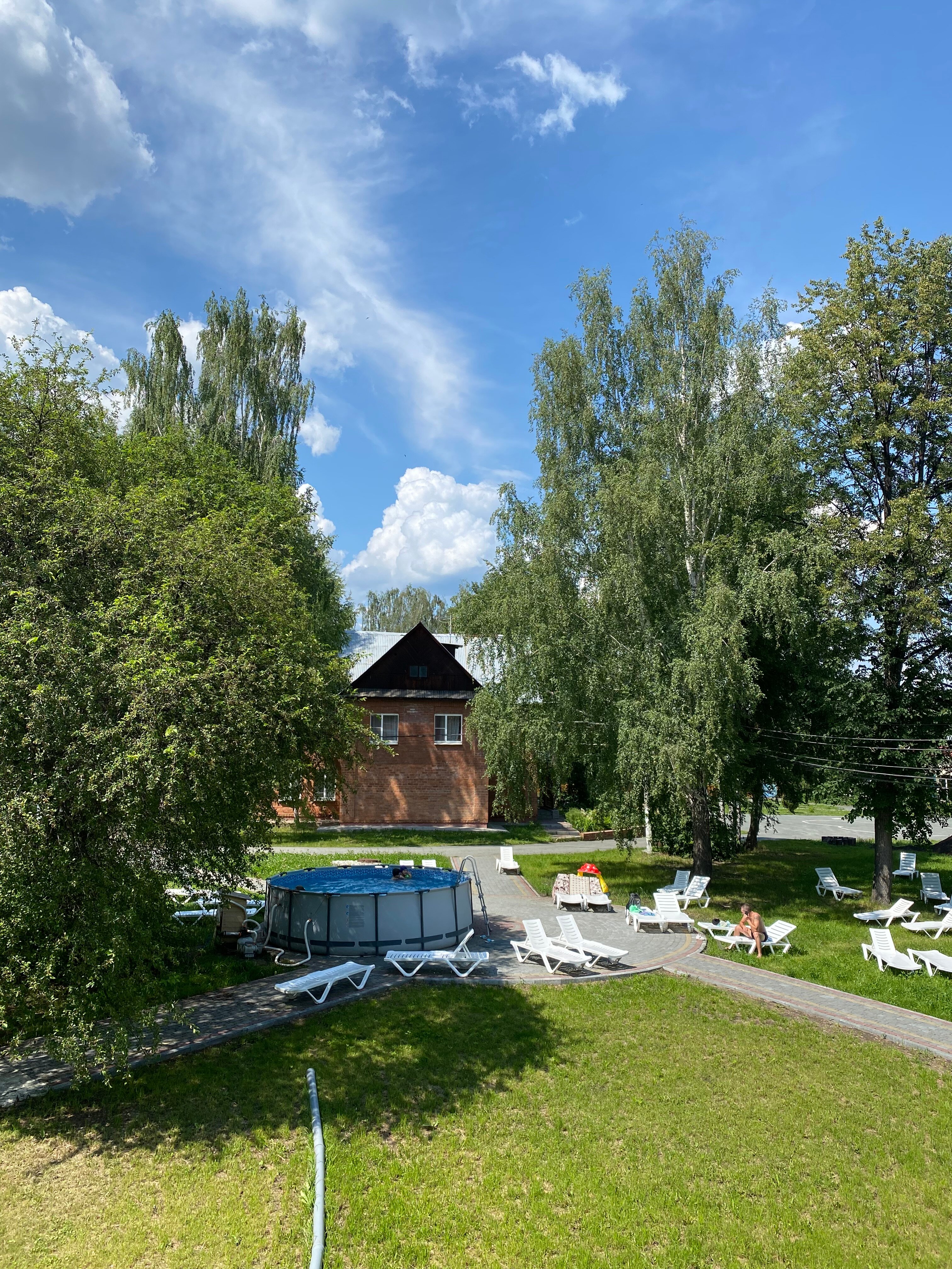 Фото Хрустальная, территория семейного отдыха