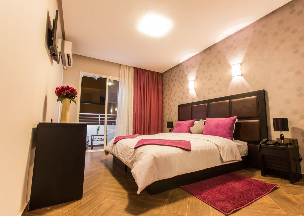 Фото Hotel Swani