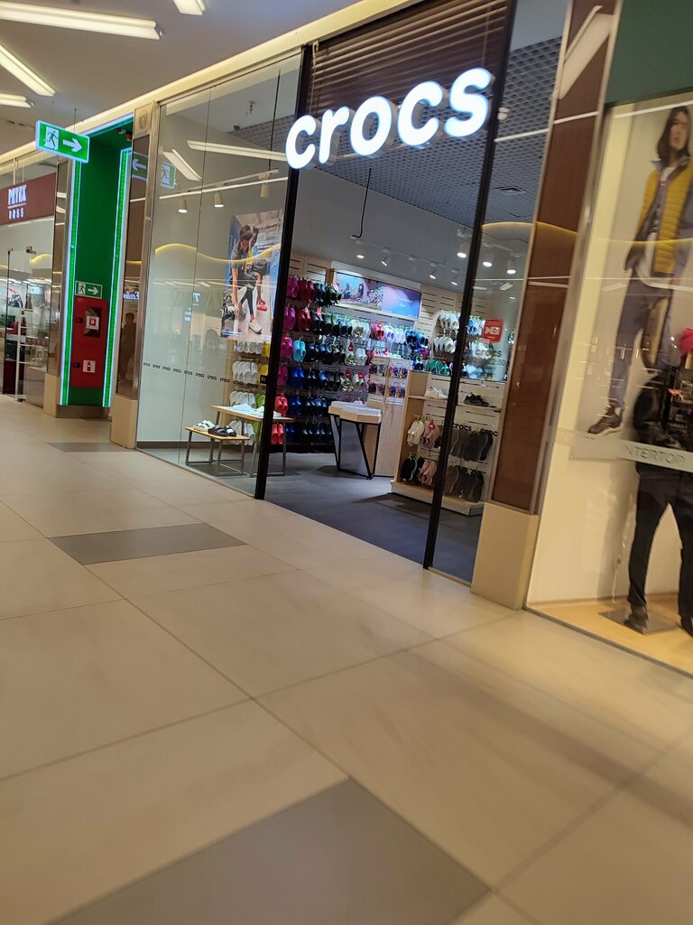 Магазин обуви Crocs, Алматы, фото