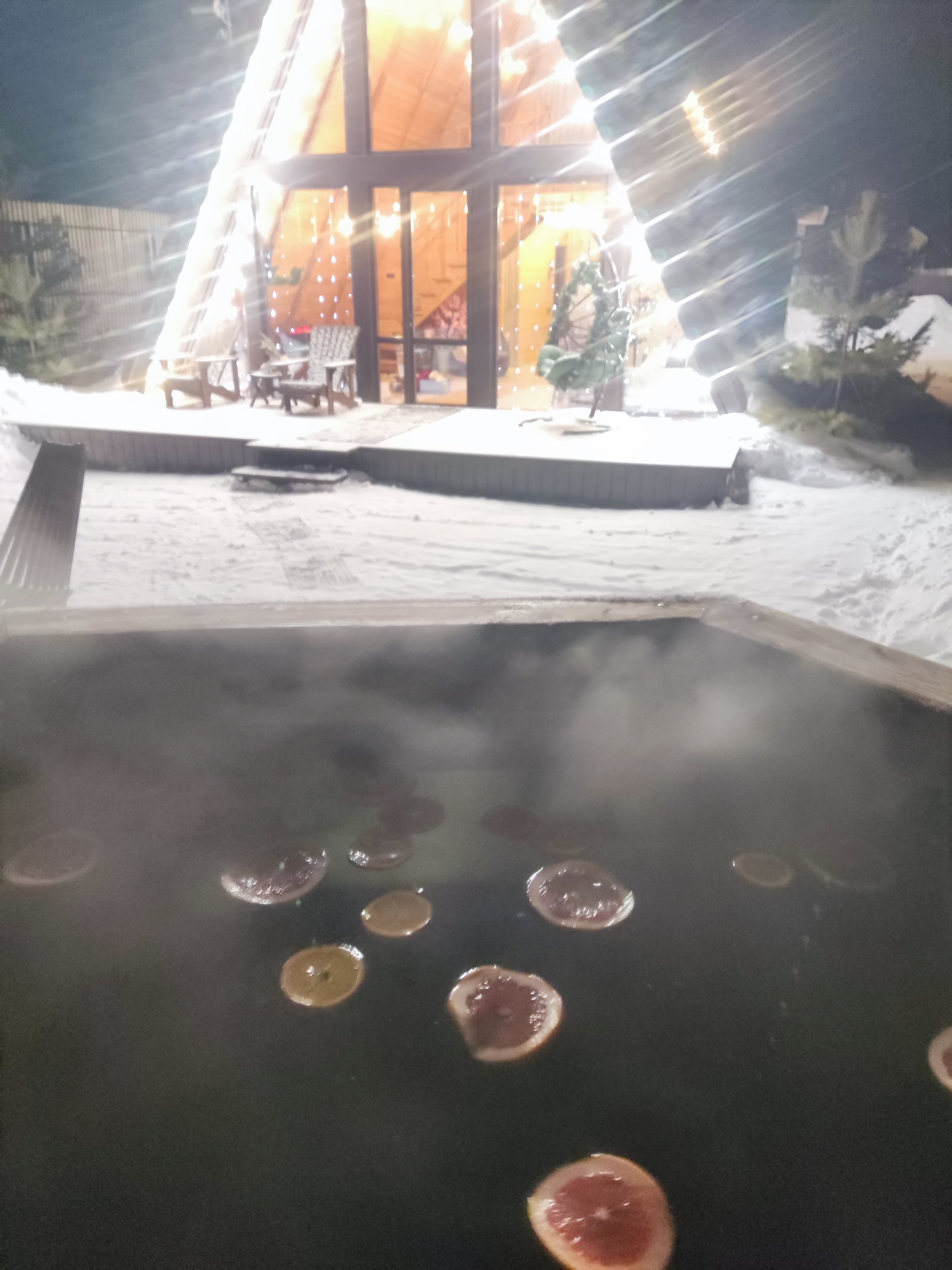 Фото Шалаш у озера