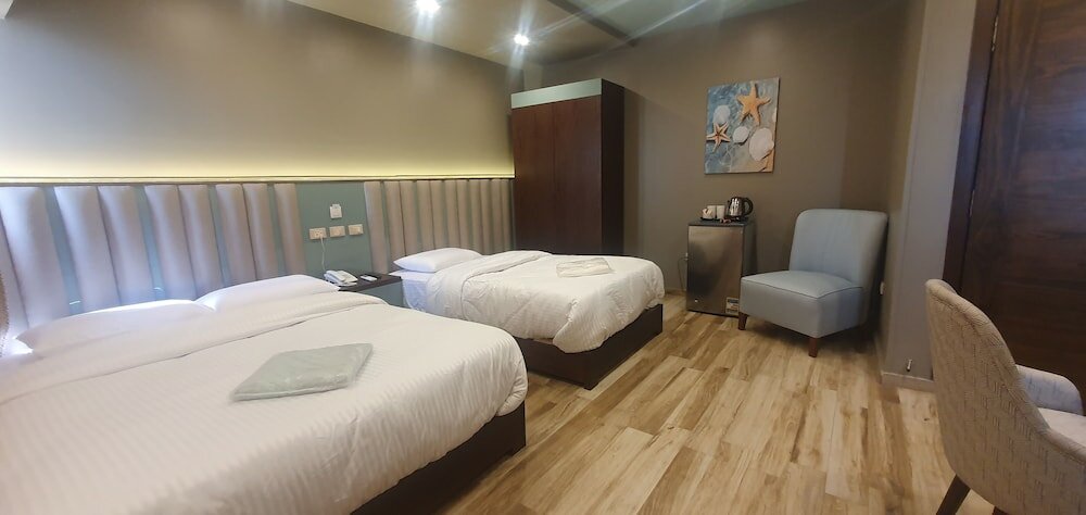 Фото Grand Bayan Hotel at Nile Plaza