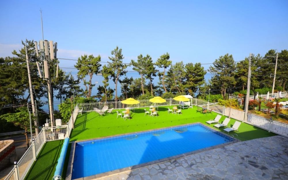 Фото Yeosu Sand Al Pension