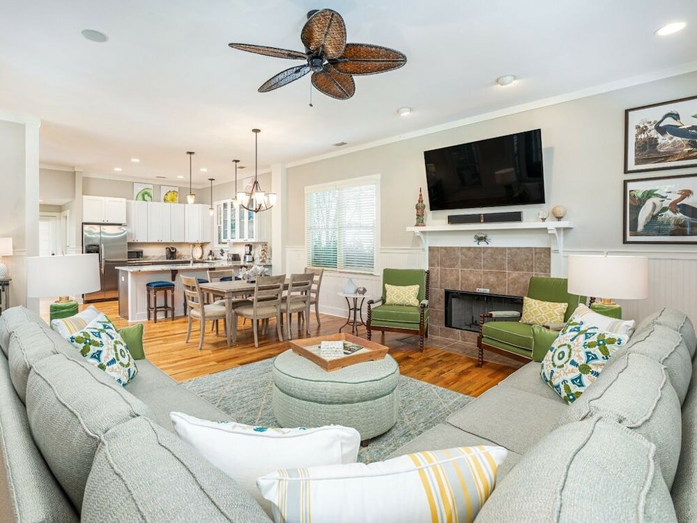 Фото 2nd To None