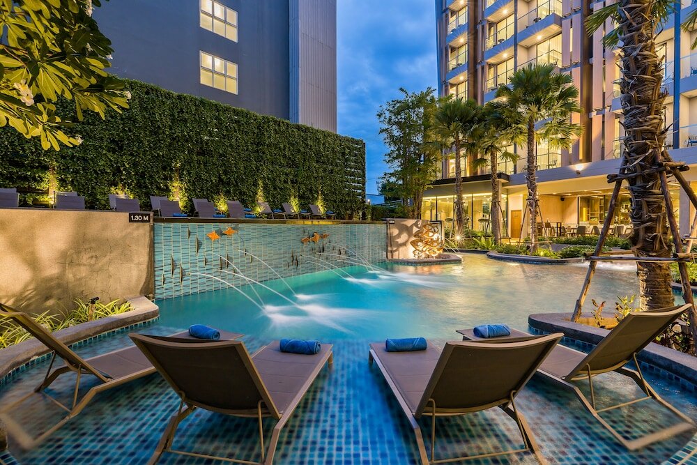 Фото Hotel Amber Pattaya