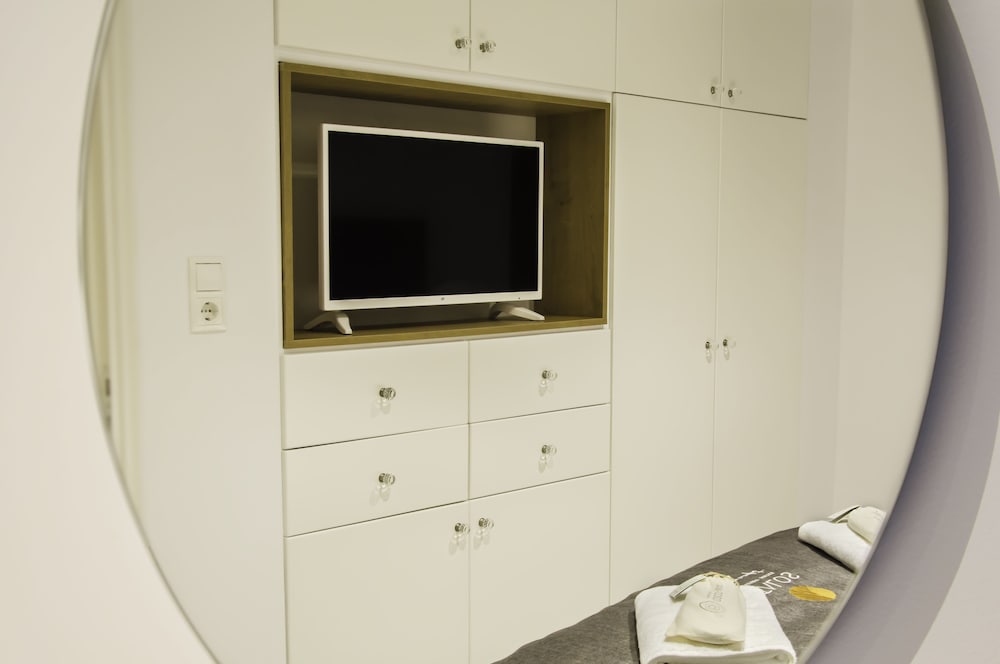 Фото Апарт-Отель Talos Luxury Suites