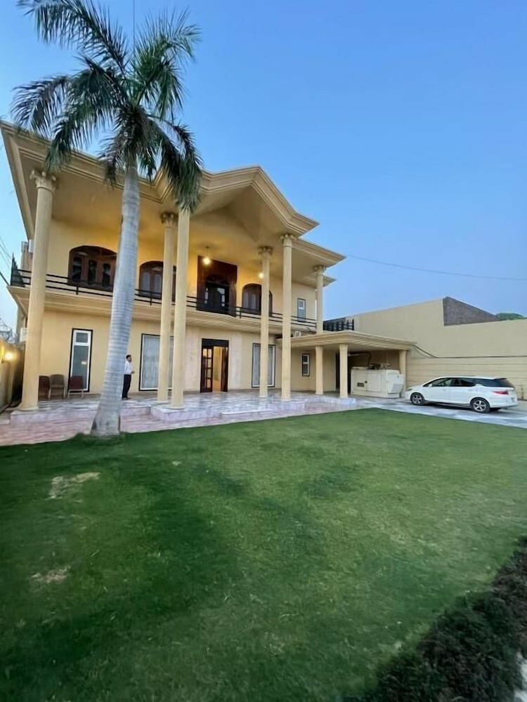 Hotel Shelton Hotel Mardan, Khyber Pakhtunkhwa, photo