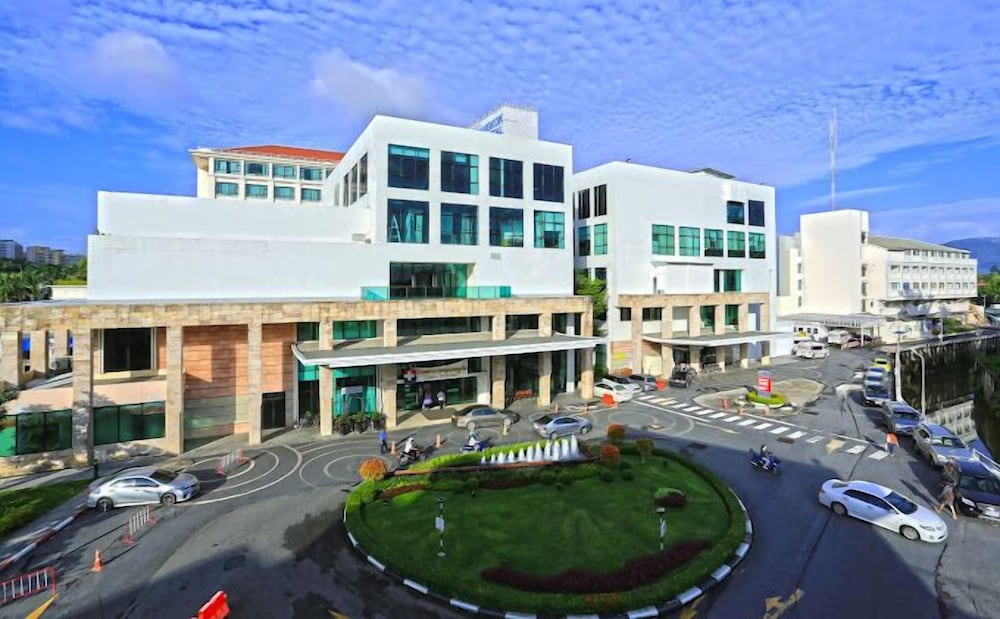 Фото отеля 1