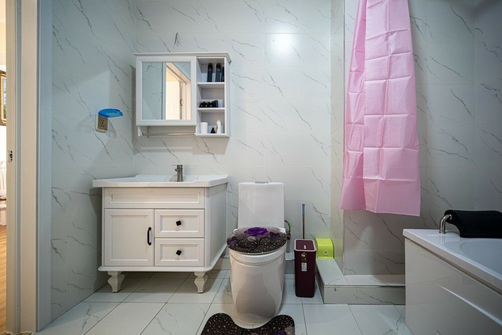 Фото Eagle Town Service Apartment