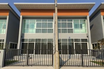 Фото Mondara Vacation Home