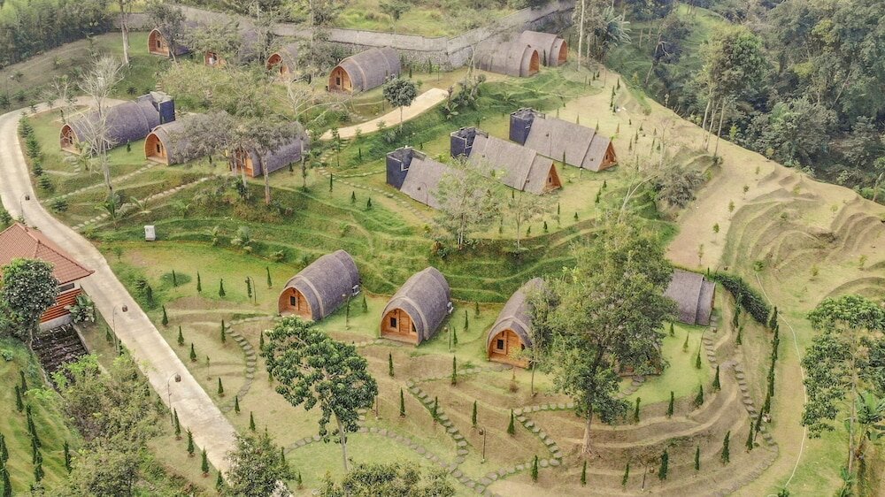 Фото Shanaya Resort Malang