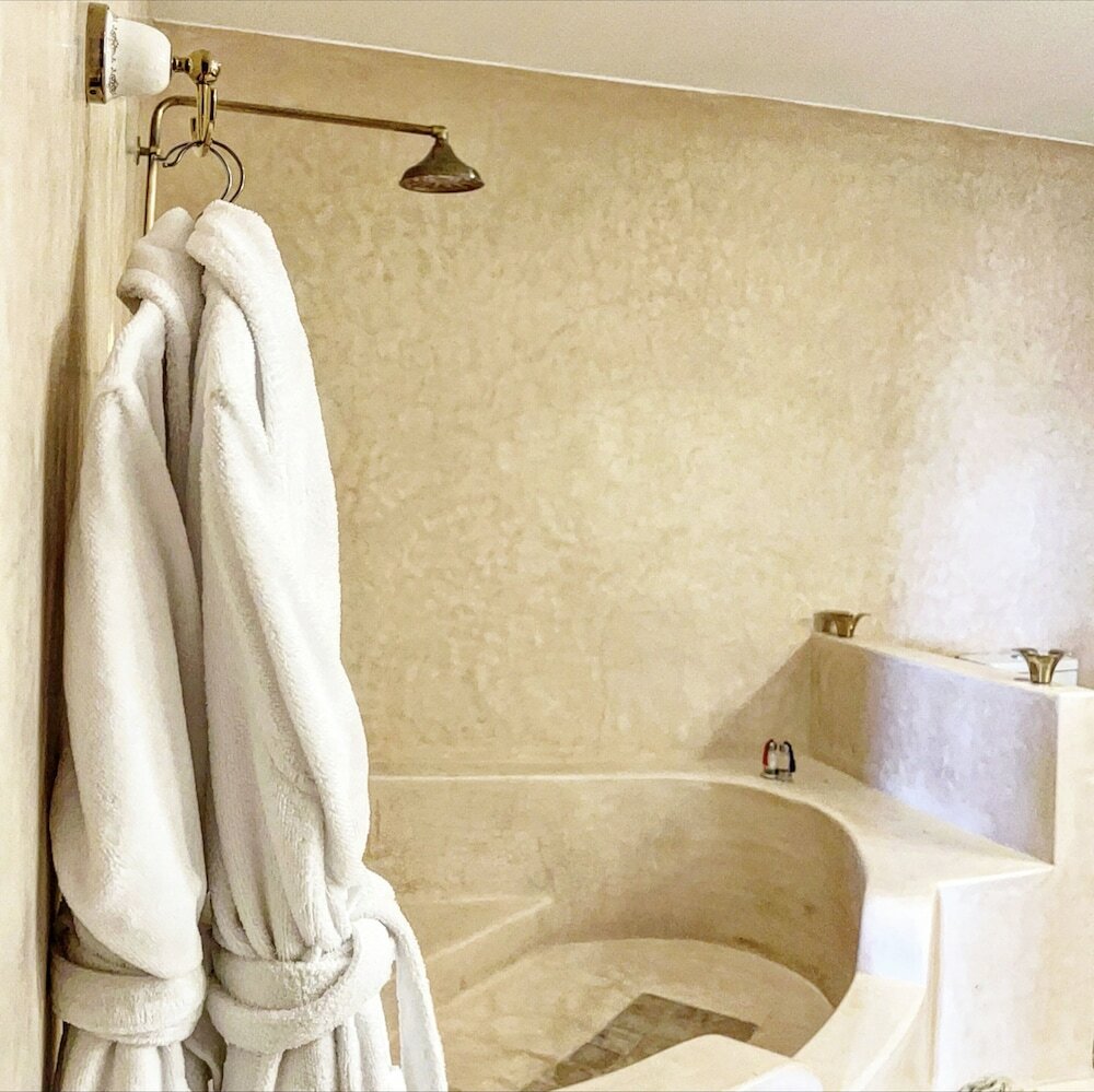 Фото Jenan Mayshad