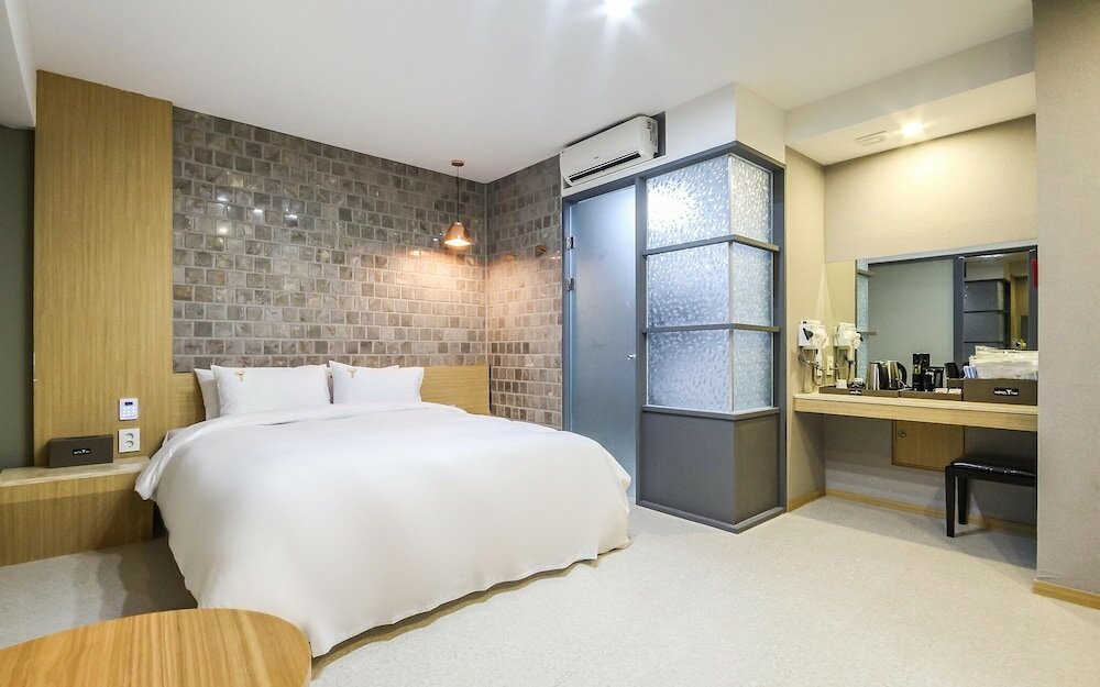 Фото Yeosu Hotel Y