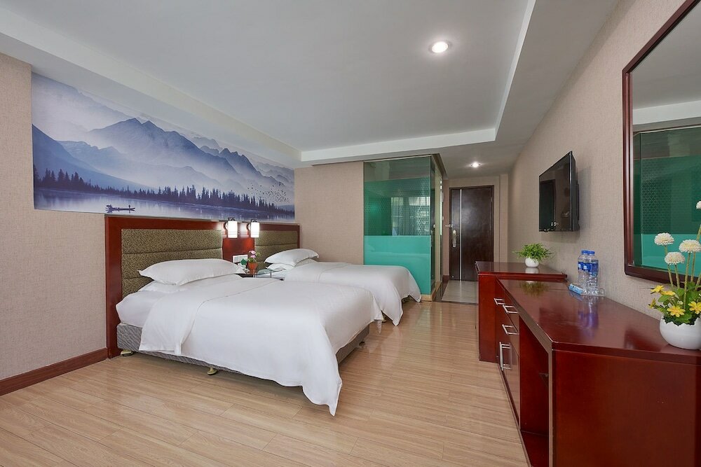 Фото Kaiserdom Hotel China Plaza