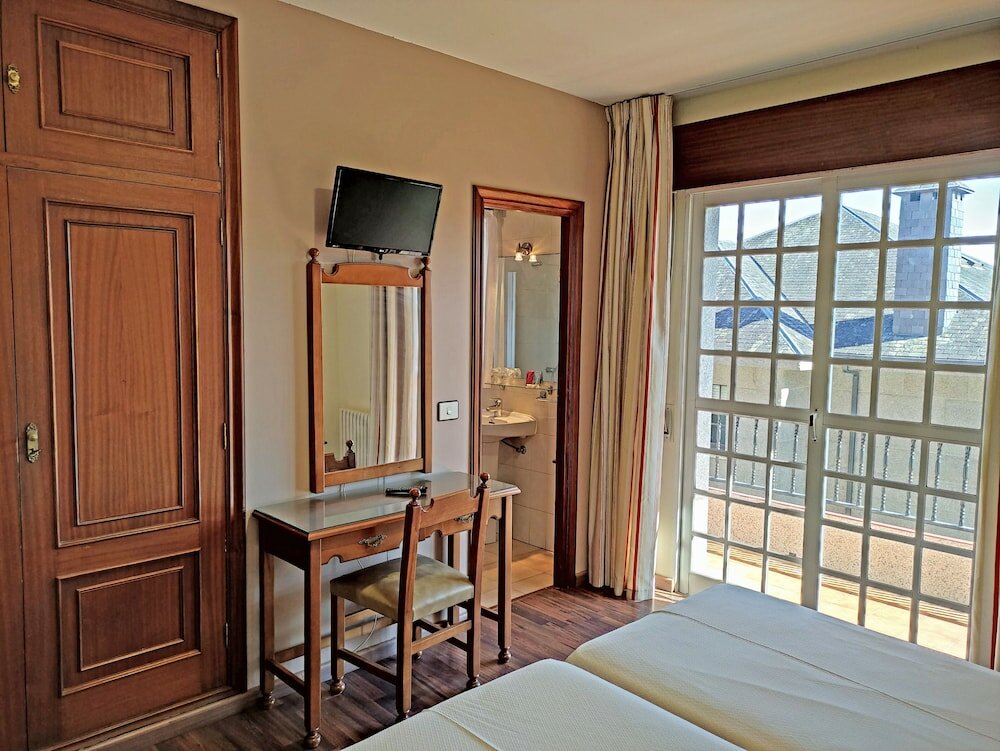 Фото Hotel Galaico Sanxenxo