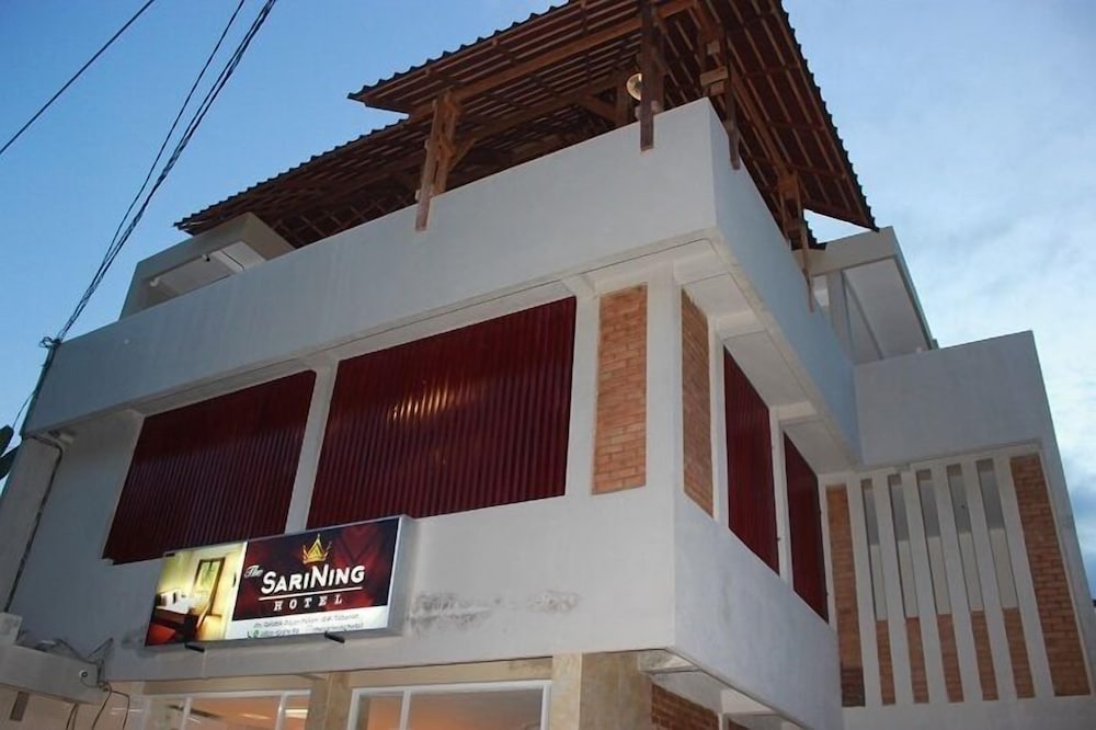 Фото The Sarining Hotel