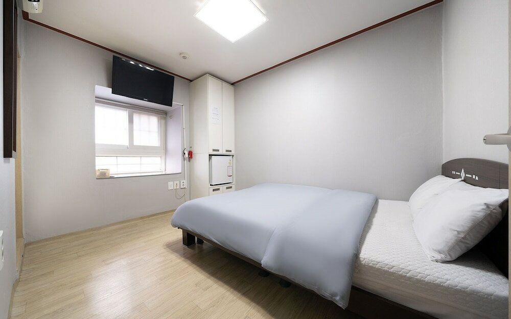 Фото Jangchung Jc Inn