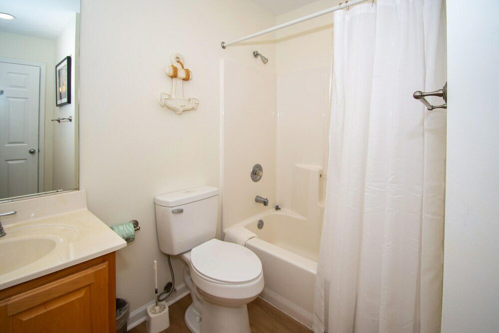 Фото 326 Ocean Point Drive