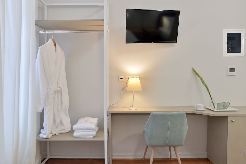 Фото 1900 Athenian House