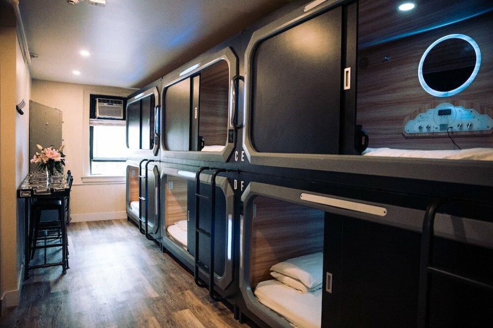 Фото Kama Central Park Hostel