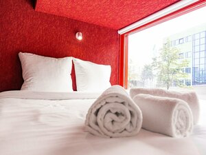 Гостиница Hotel Not Hotel Rotterdam