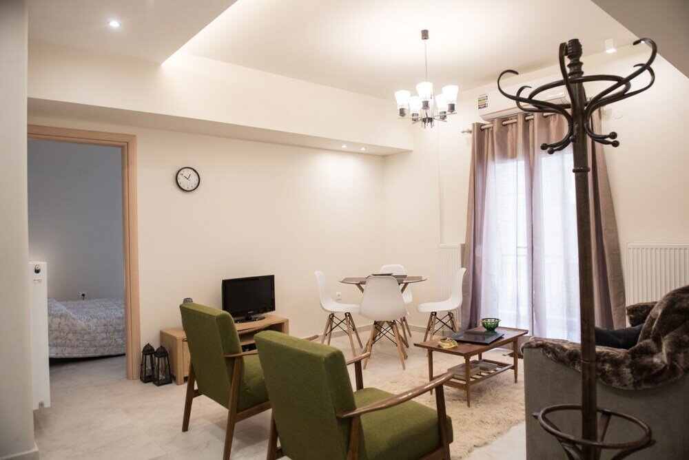 Фото Halu! Modern Centre Apartment