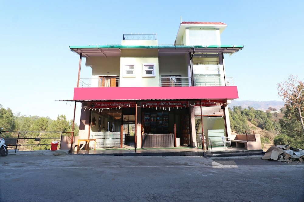 Фото Oyo 26757 Md's Residence