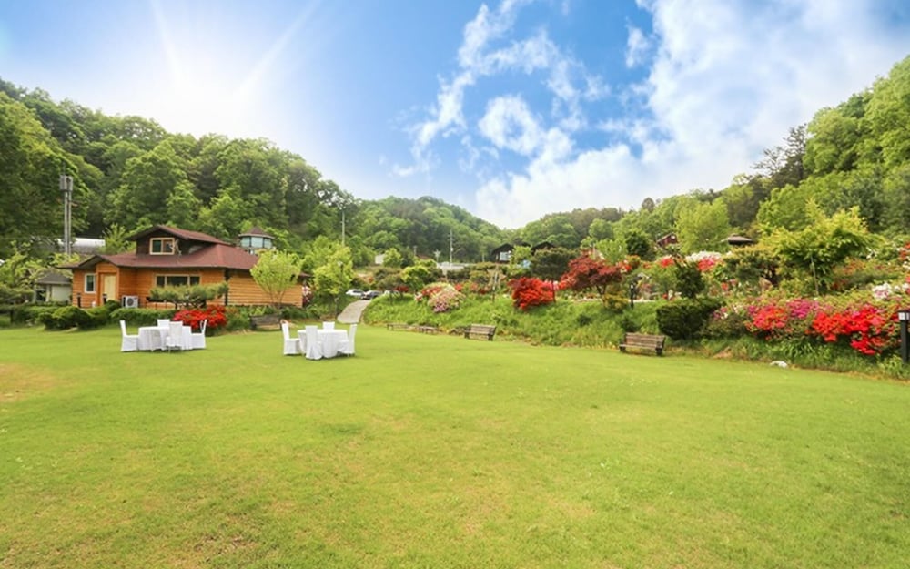 Фото Yeoju Dugyeonsae Meomunjari Pension