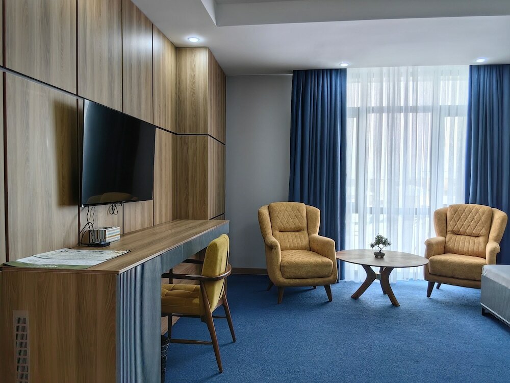 Фото Shymkent Park Hotel