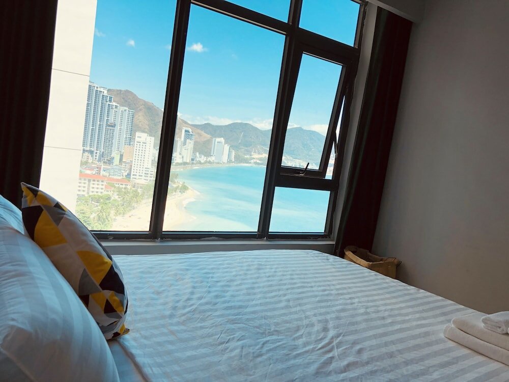 Фото Snail 360° Ocean View Apartment Hotel