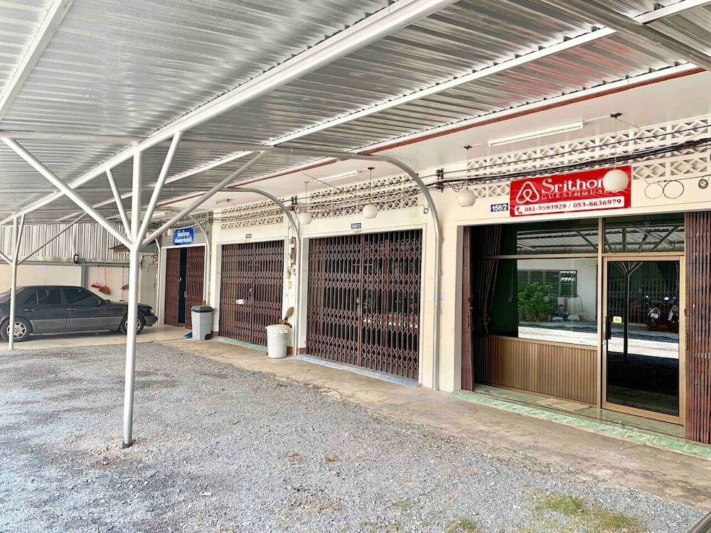 Фото Srithong Guesthouse