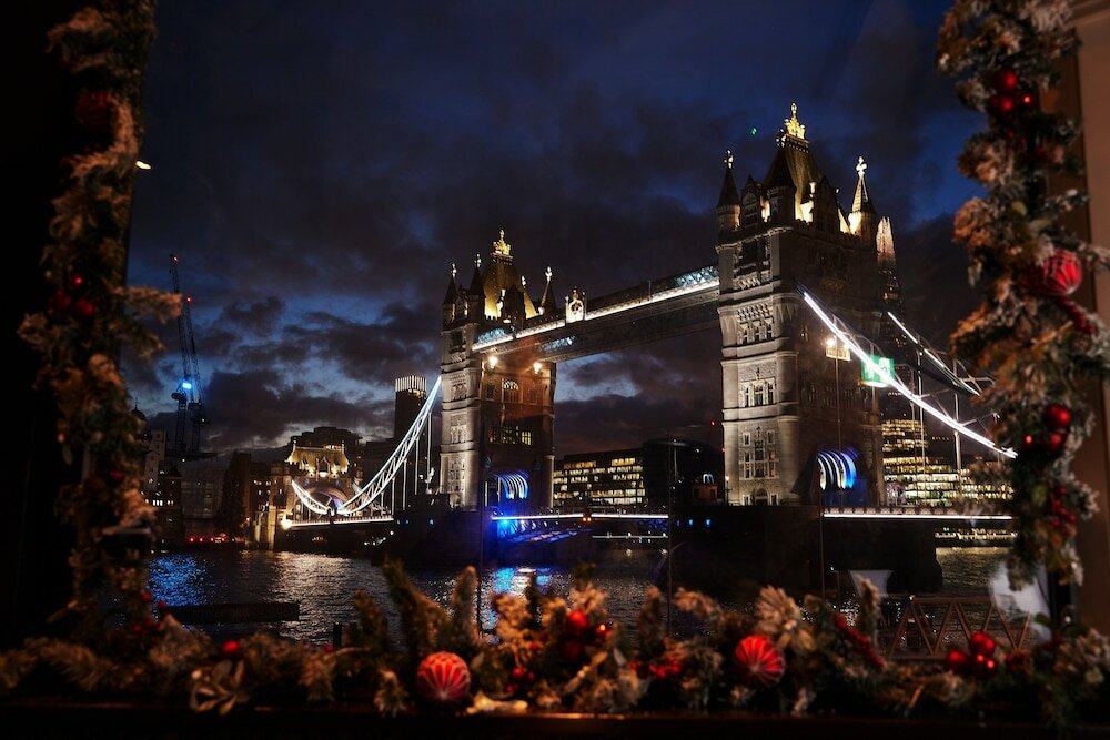 Фото The Tower Hotel