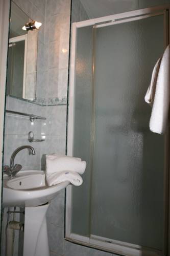 Фото Sully Hotel