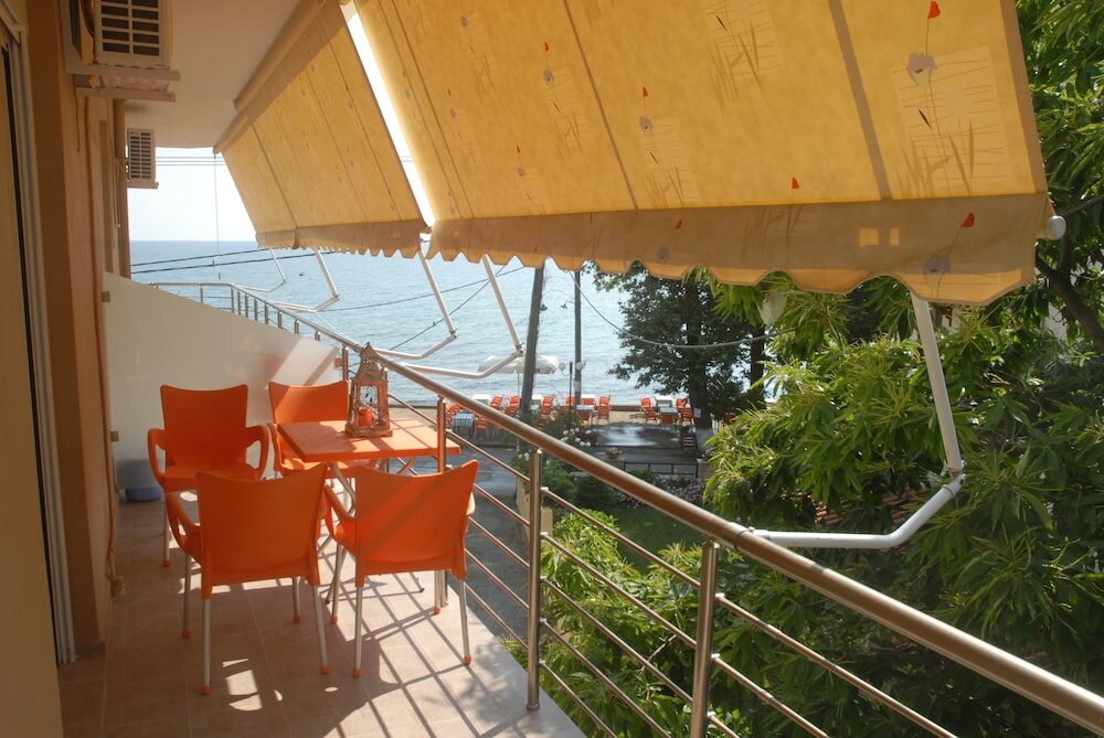 Фото Eleni Rooms