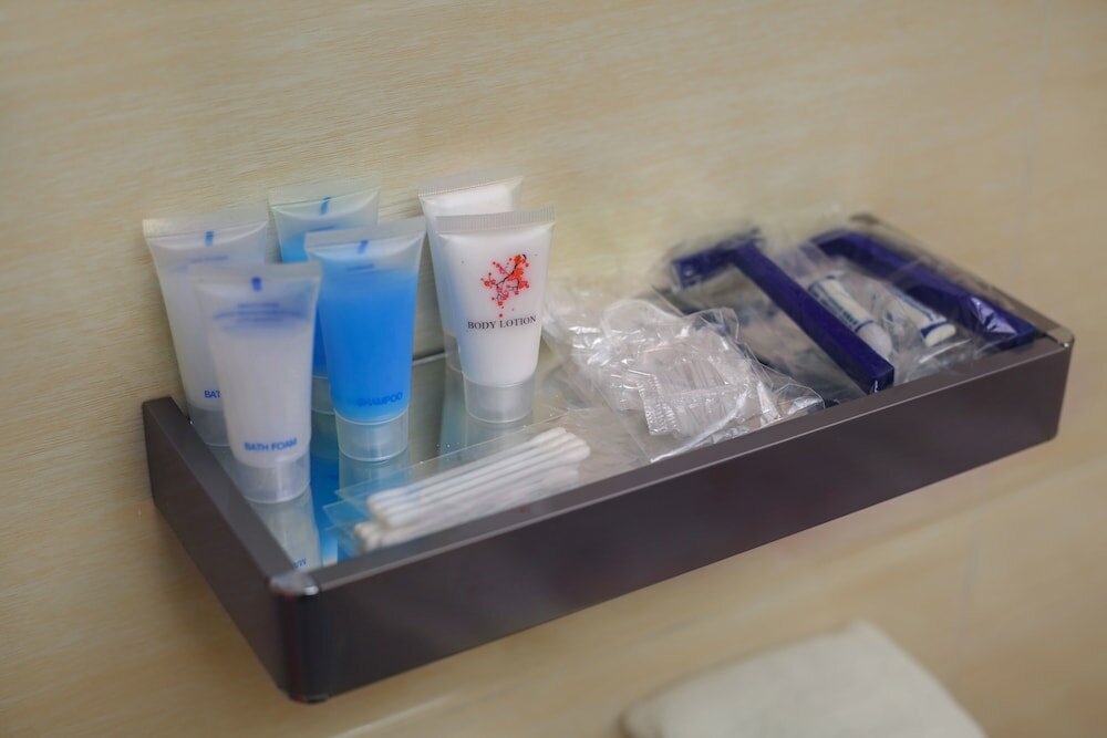 Фото H Plus Hotel Yangon