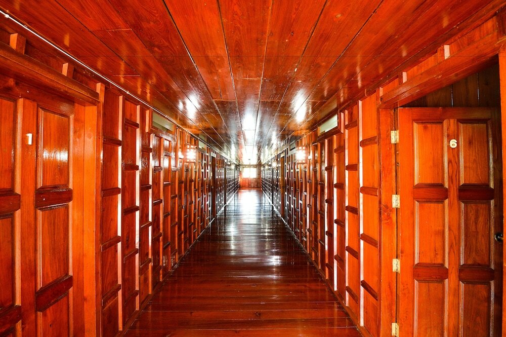 Фото Wattana Village Resort