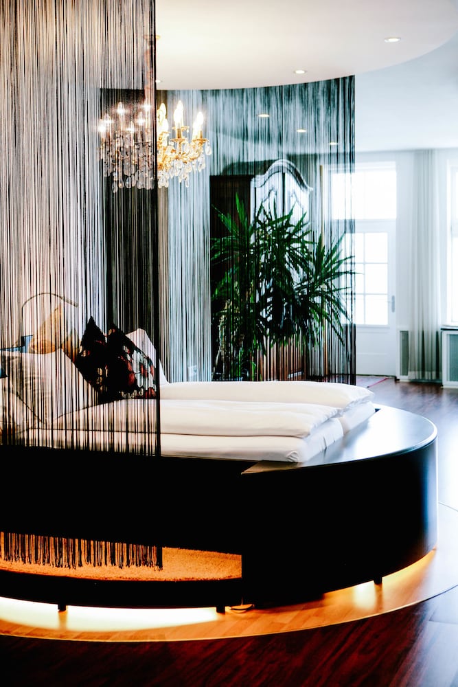 Фото Murtenhof & Krone