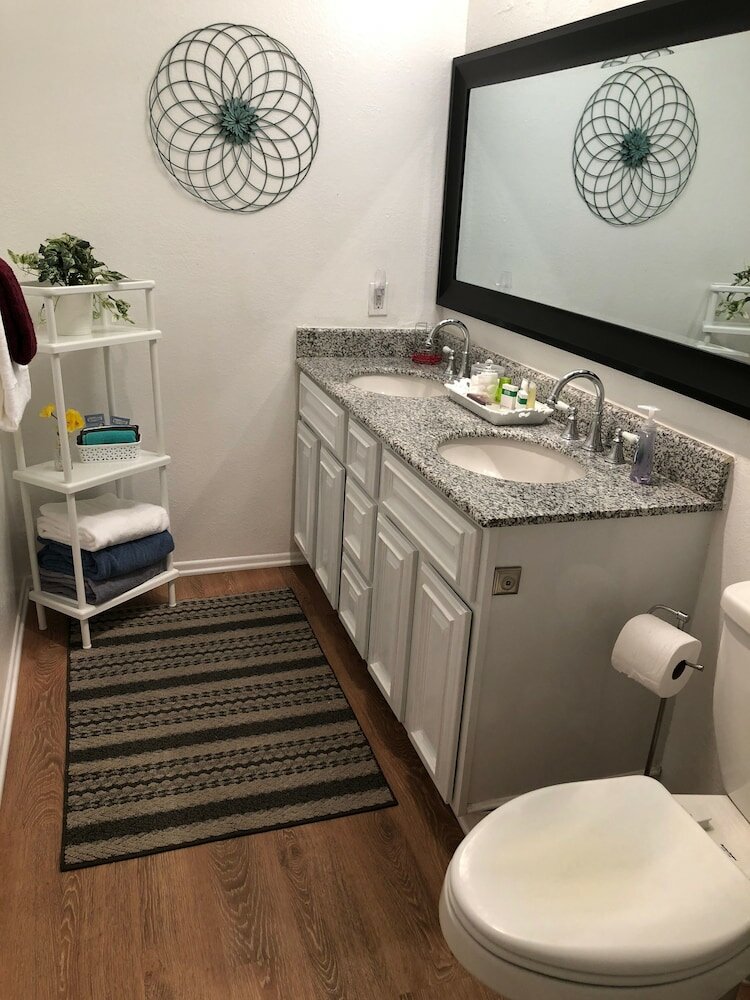 Фото Glendale Apartment Rental by Owner