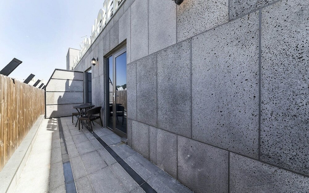 Фото Incheon Ali Suite Hotel