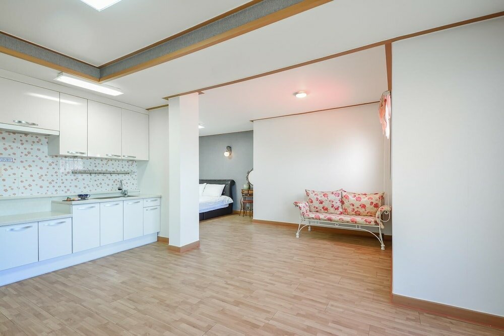 Фото Ganghwa Punggyung Gryujineon zip Pension