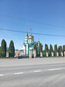 Храм Пресвятой Живоначальной Троицы (ул. Ленина, 105А, село Ногир), православный храм в Республике Северная Осетия — Алания