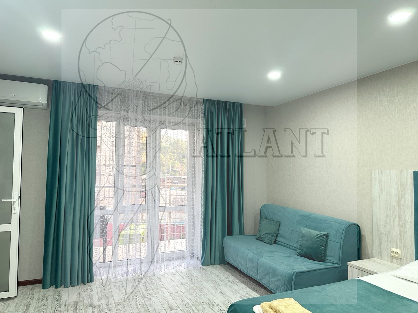 Фото Атлант