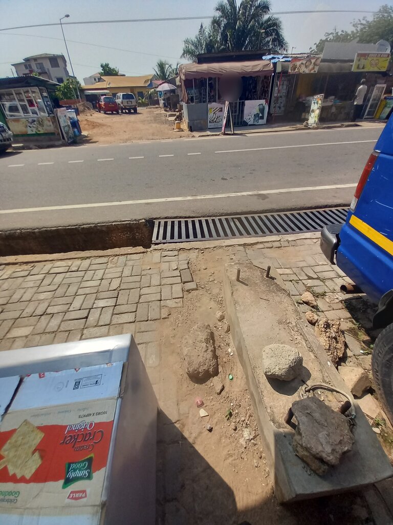 Beauty salon Caster's Barbering Shop, Accra, photo