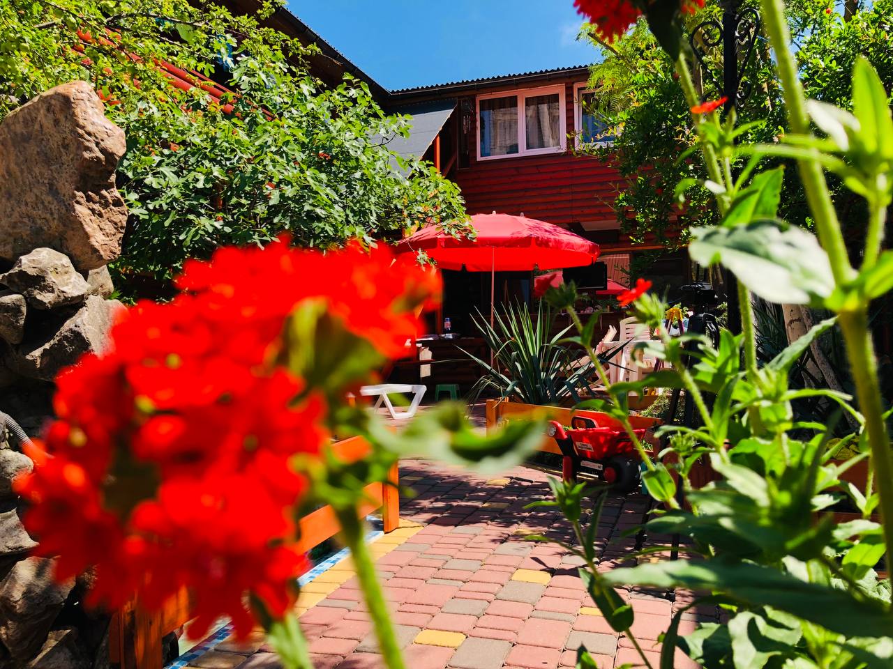 Фото отеля 3