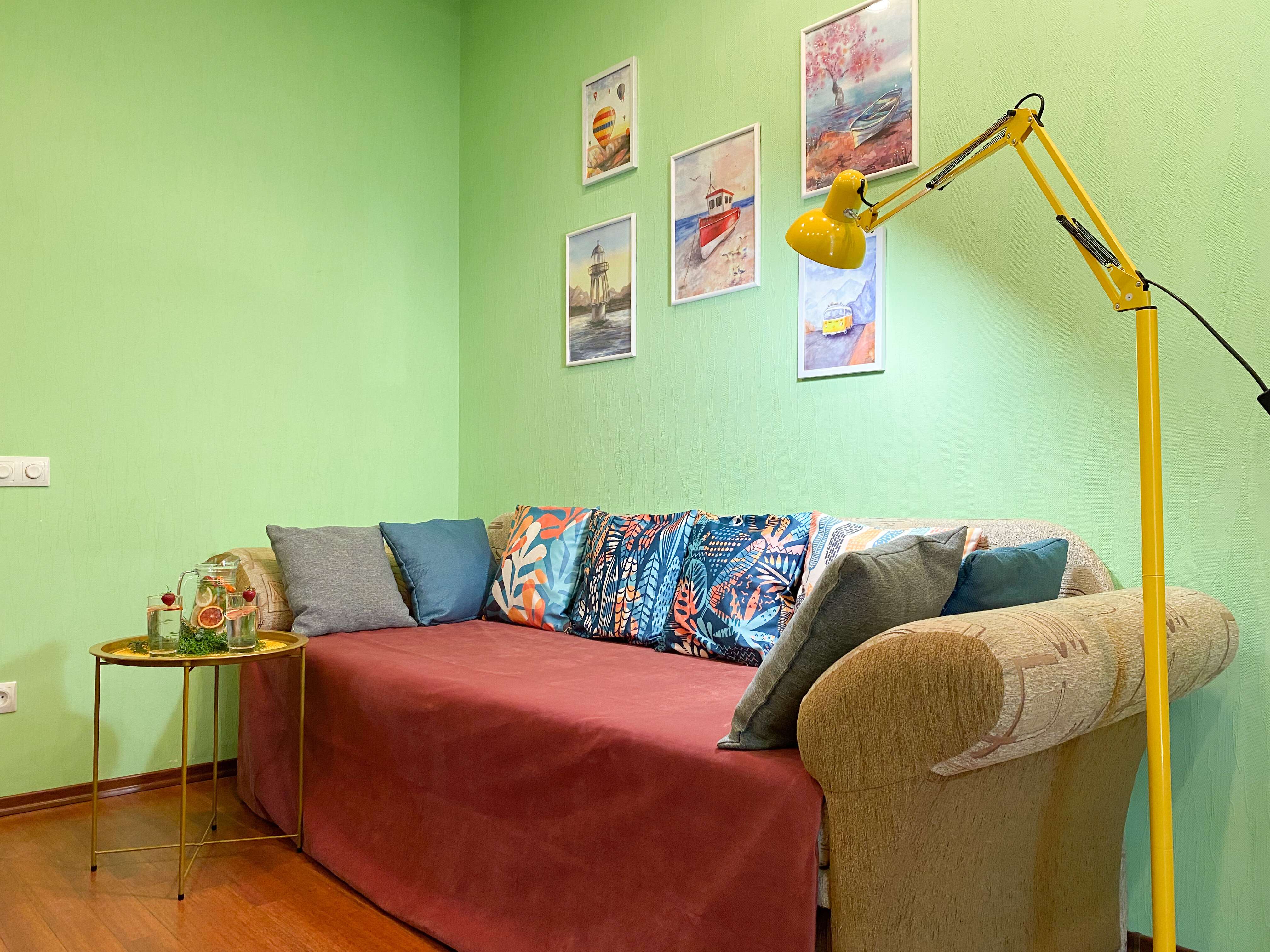 Фото Счастье жить в самом сердце Севастополя в яркой квартире