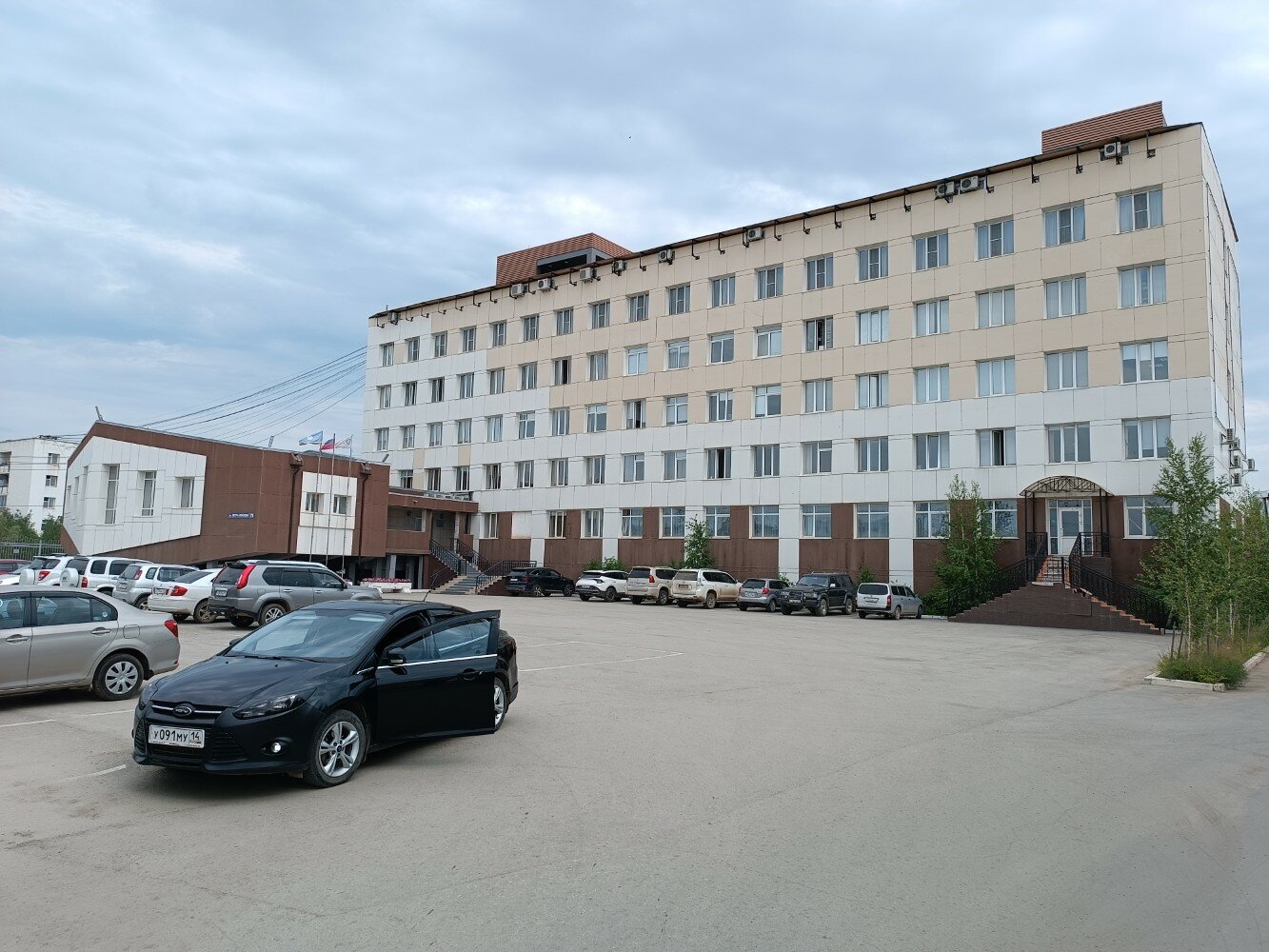 Ограничат движение транспорта на пересечении улиц Лермонтова и Петра Алексеева в