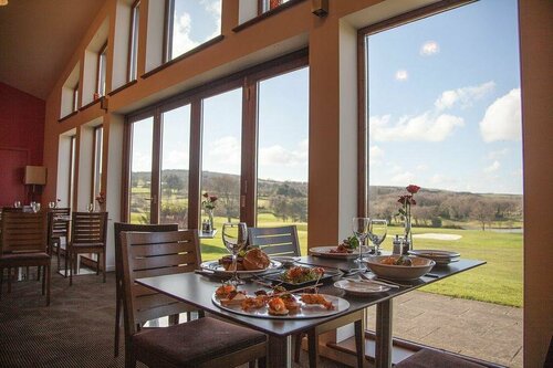 Гостиница Lanhydrock Hotel & x26; Golf Club в Бодмине