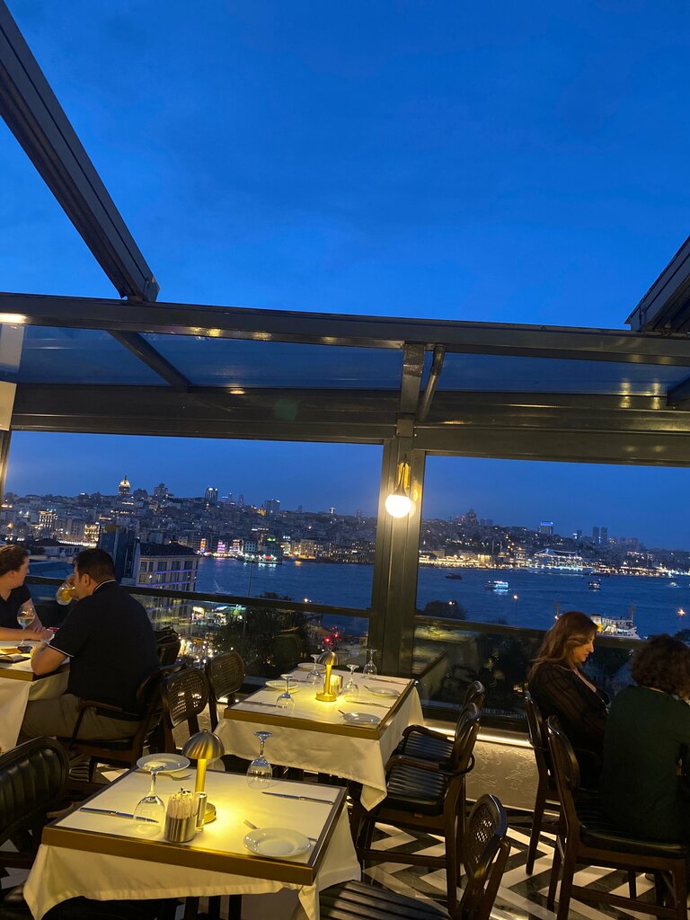 Bar Glamour Roof & Fine Dine Restaurant, Fatih, foto