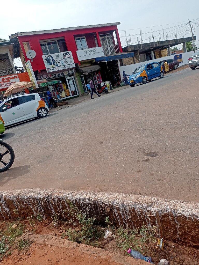 Clothing store Lebron store, Accra, photo